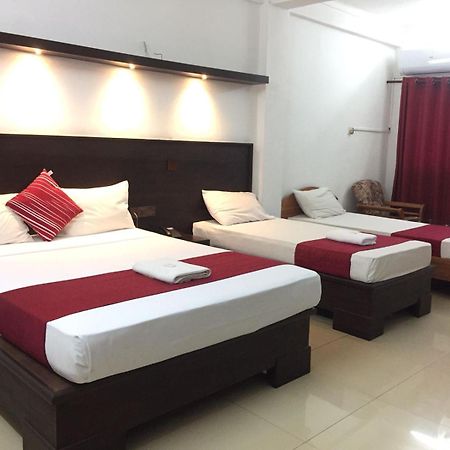 Hotel Nelly Vavuniya Dış mekan fotoğraf