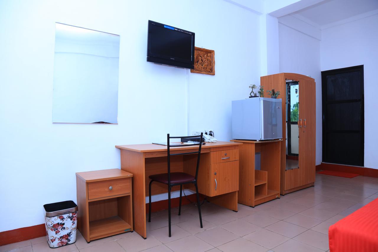 Hotel Nelly Vavuniya Dış mekan fotoğraf
