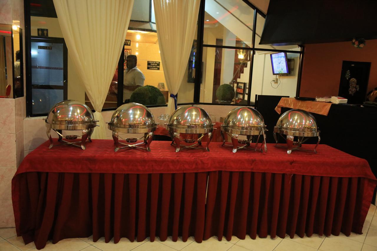 Hotel Nelly Vavuniya Dış mekan fotoğraf