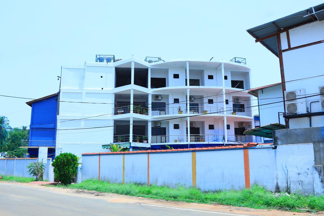 Hotel Nelly Vavuniya Dış mekan fotoğraf