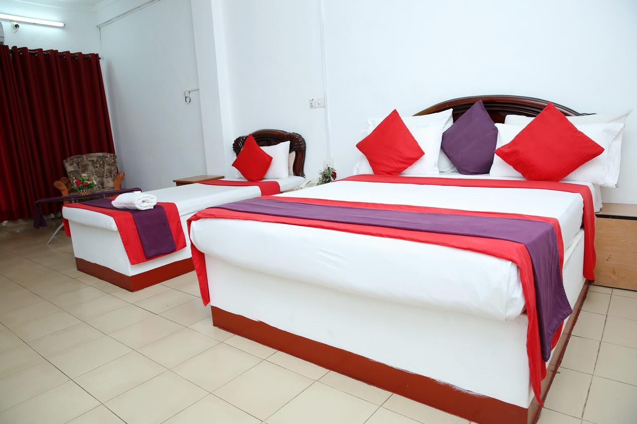 Hotel Nelly Vavuniya Dış mekan fotoğraf