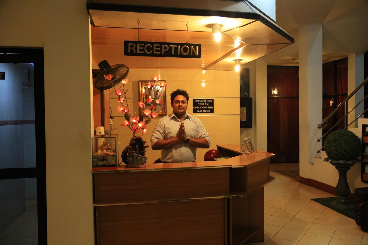 Hotel Nelly Vavuniya Dış mekan fotoğraf